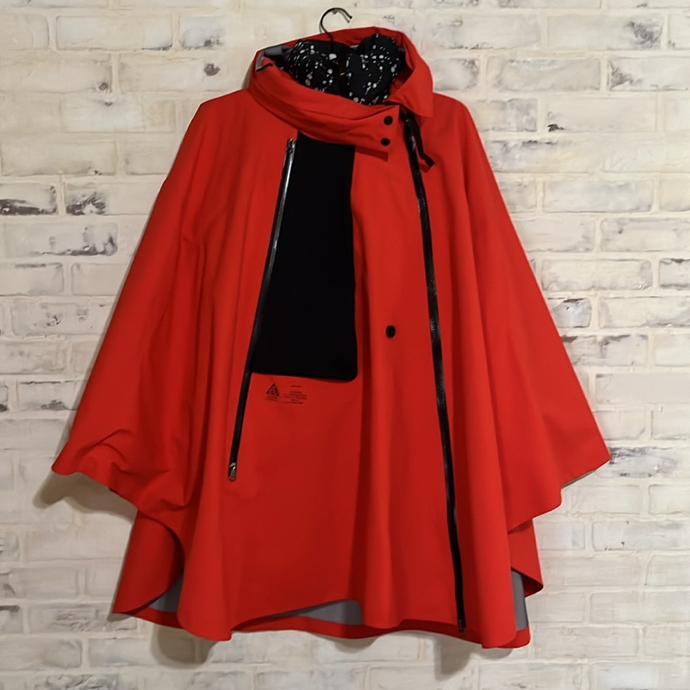 NWT Womens Nike Lab Tech ACG Gore-Tex 3-In-1 Poncho (Habanero/Black)# AR4542 634
